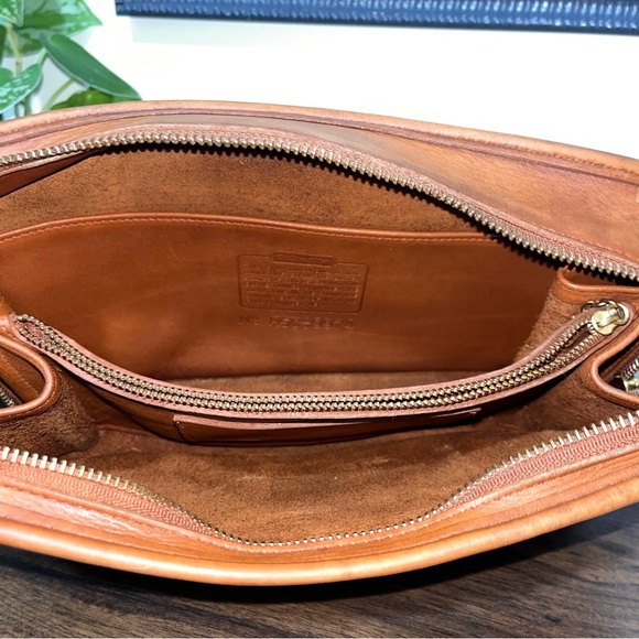 Vintage Coach multi zip swagger bag 9974 - Picture 3 of 14